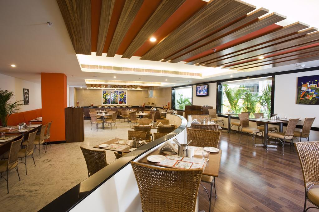 Lemon Tree Hotel, Udyog Vihar, Gurugram Gurgáon Exteriér fotografie