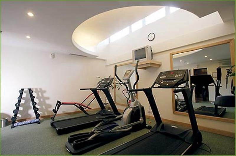 Lemon Tree Hotel, Udyog Vihar, Gurugram Gurgáon Exteriér fotografie