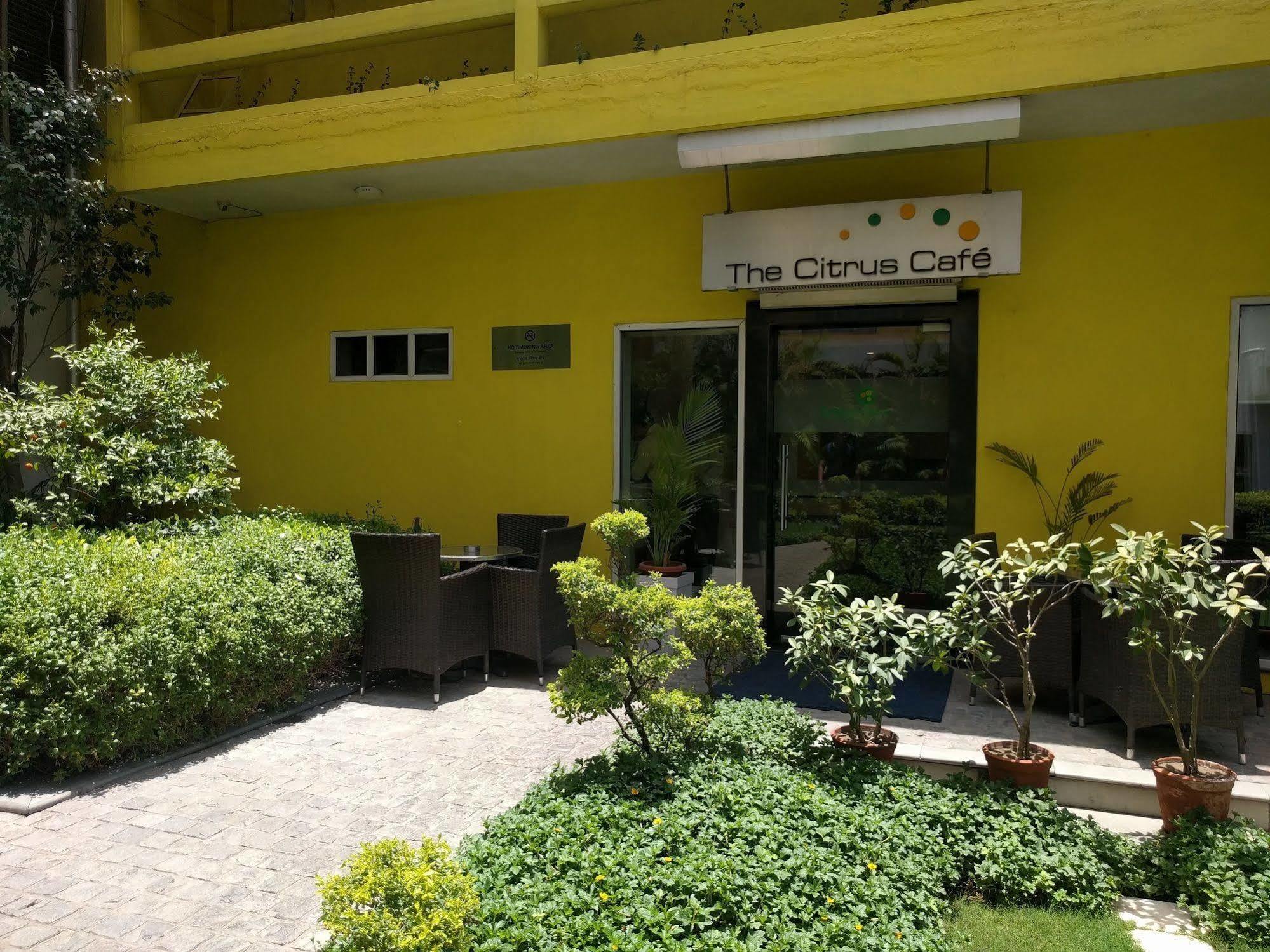 Lemon Tree Hotel, Udyog Vihar, Gurugram Gurgáon Exteriér fotografie